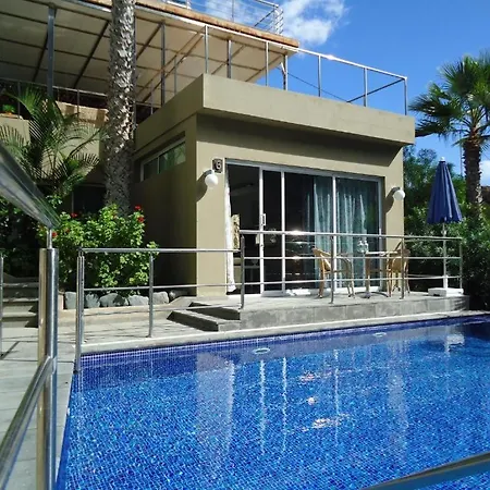 Relaxing Cura Gardens ❀apartments❀ *
